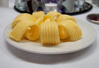 Butter churn - Wikipedia